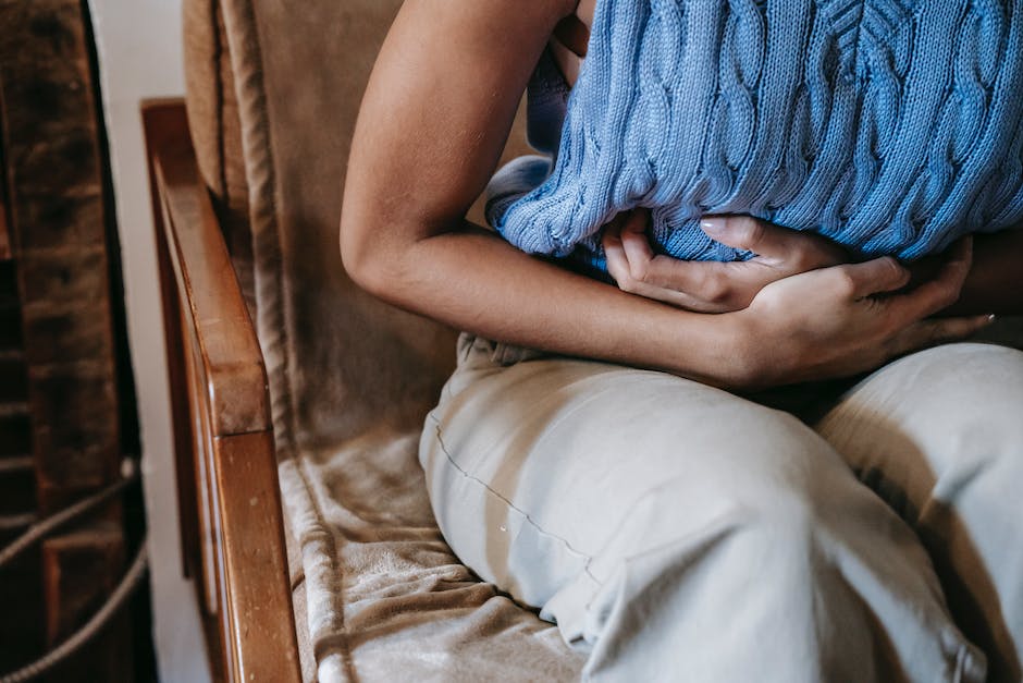 Verbindung zwischen Rückenschmerzen und Menstruation